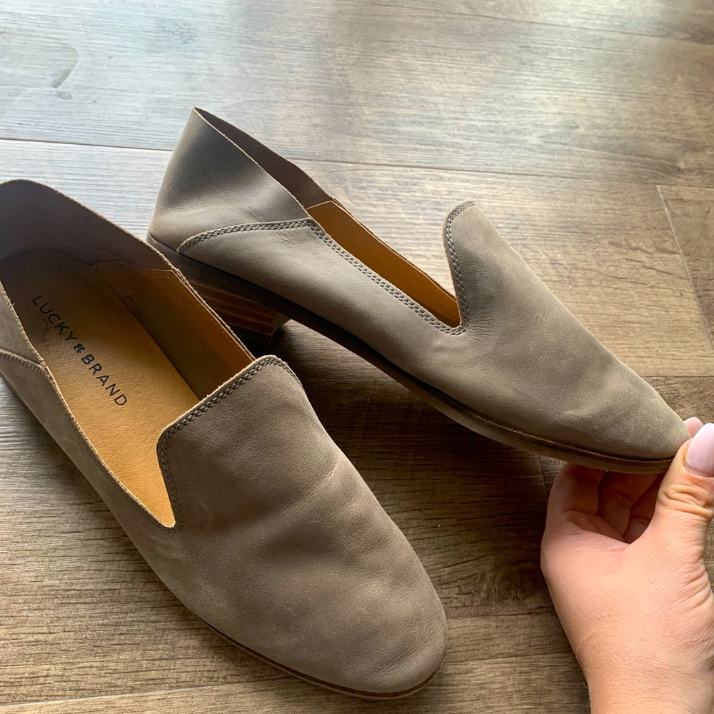 Lucky brand size 10 suede shoes